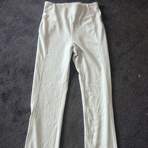 Lululemon Ribbed Flare/ Wide Leg Leggings Size 6